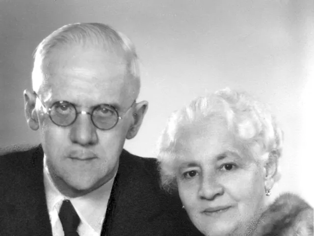 Martin Hell (1885–1975, Landesarchäologe in Salzburg) und seine Ehefrau Karoline (Lina) Hell