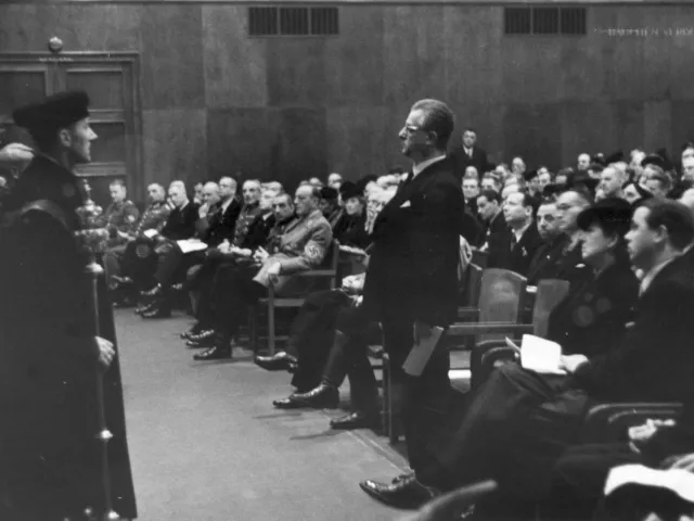 Josef Weinheber bei der Verleihung des Ehrendoktorats