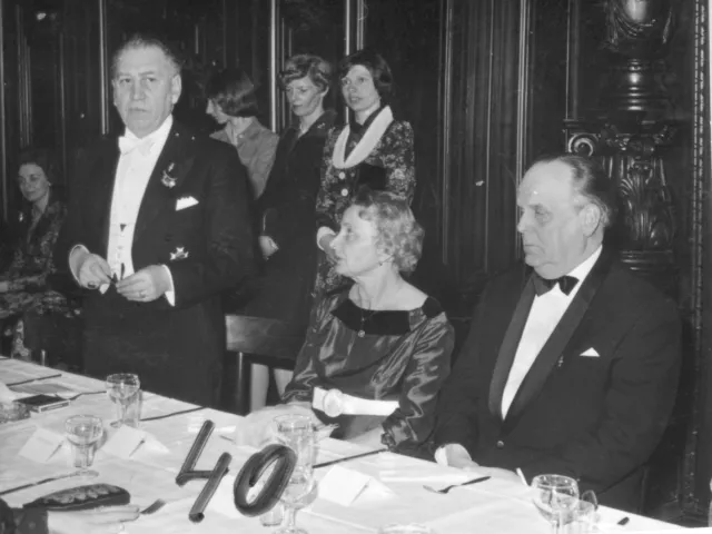 Leopold Swossil (1914–1998) und Viktor Wiedemann bei der Collatio academica des Universitätsbundes Alma Mater Rudolphina, Fe…
