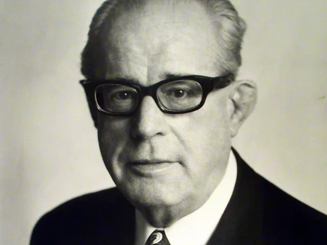 Erich Schenk (1902–1974), Musikwissenschaft