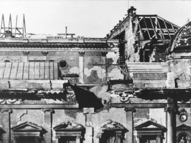 Universität Wien – Hauptgebäude, Bombenschäden