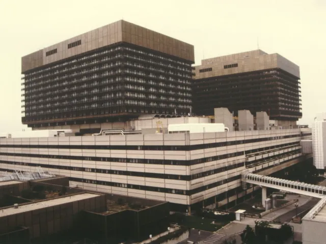Neues Allgemeines Krankenhaus (AKH) Wien, Universitätskrankenhaus