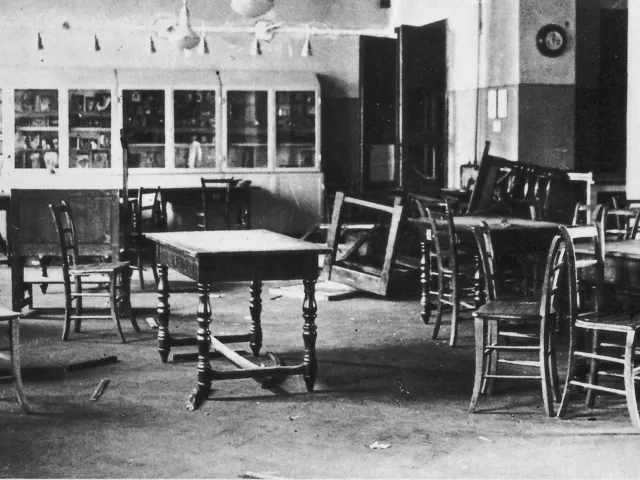 Der Hörsaal am I. Anatomischen Instituts von Julius Tandler nach den Ausschreitungen am 9. Mai 1933 9.5.1933
