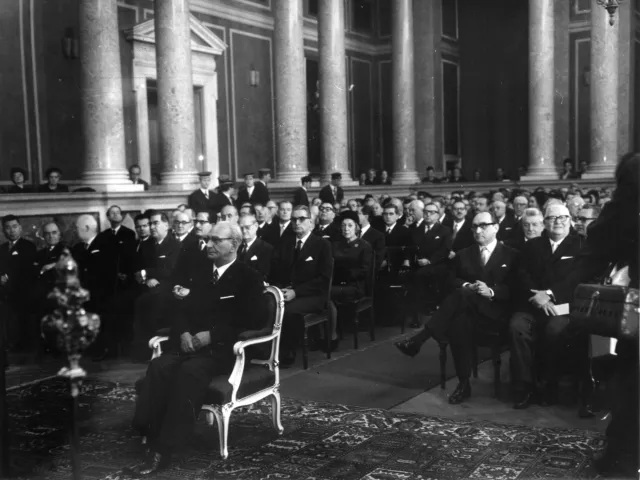 Bundespräsident Franz Jonas bei der feierlichen Inauguration des Rektors Nikolaus Hofreiter