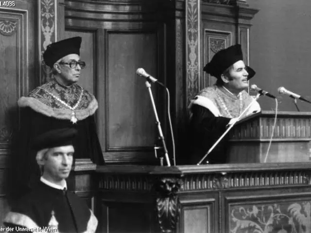 Rektor Winfried Platzgummer und Dekan Karl Lintner bei einer Promotionsfeier