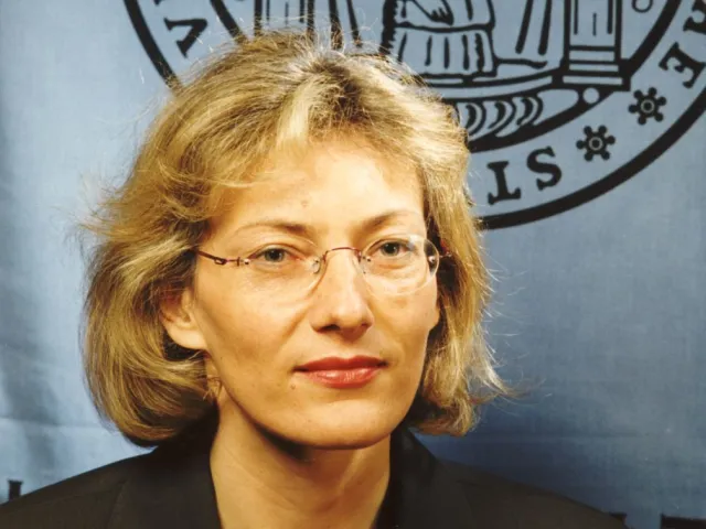Gabriele Moser, Medizinerin, erste Frau als Vize-Rektorin (2000–2003), Innere Medizin