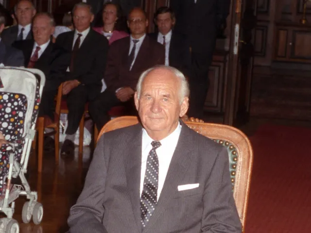 Johann Mayer bei der Ernennung zum Ehrenbürger der Universität Wien