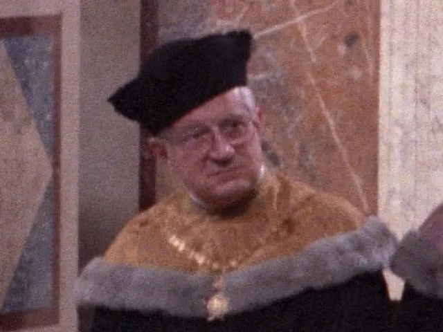 Josef Lenzenweger als Prodekan der Katholisch-Theologischen Fakultät beim Festakt „100 Jahre Haus am Ring“