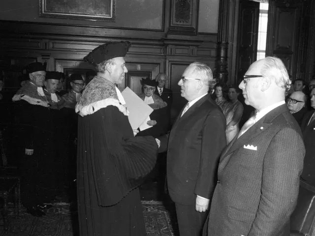 Franz Baumgartner und Norbert Zimmer bei der Ernennung zu Ehrenbürgern der Universität Wien