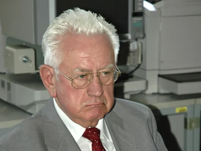 Erich Nezbeda bei der Feier zum 90. Geburtstag von Karl Lintner
