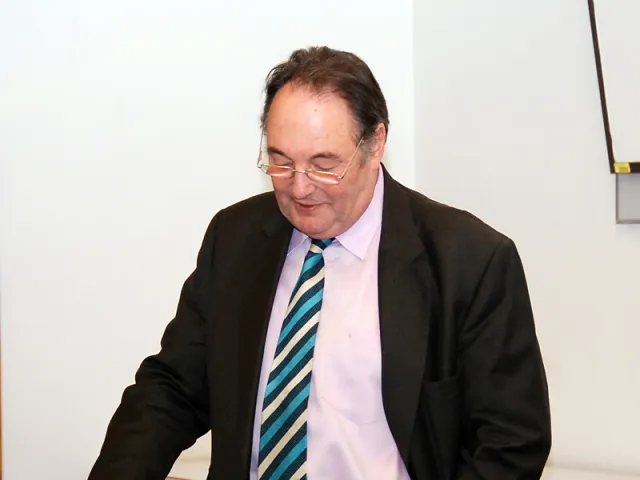 Peter Schuster bei der Feier zum 80. Geburtstag für Othmar Preining