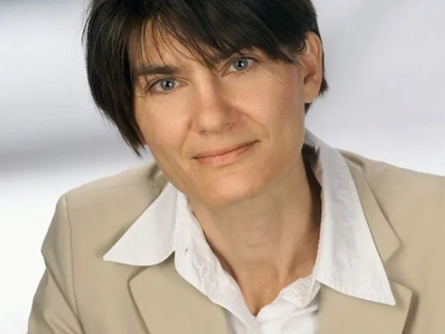 Verena M. Dirsch, Pharmakognosie
