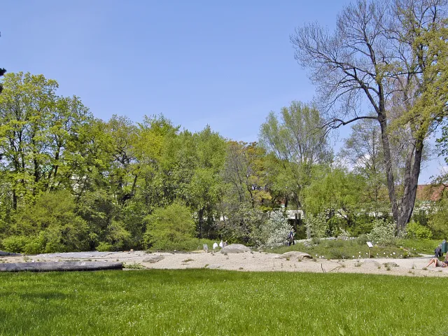 Botanischer Garten, Hostʼscher Garten mit pannonischer Pflanze