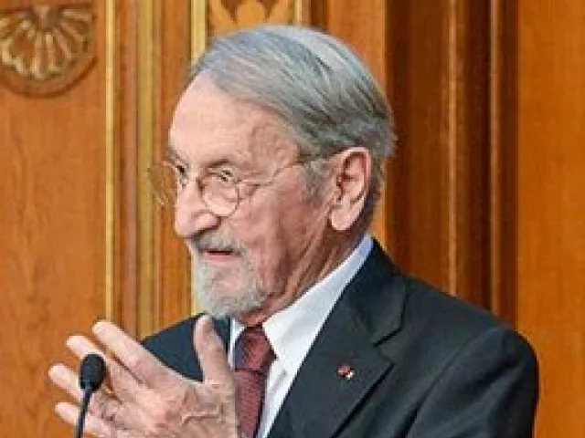 Chemiker und Nobelpreisträger Martin Karplus bei der Verleihung des Ehrendoktorates der Universität Wien 2015