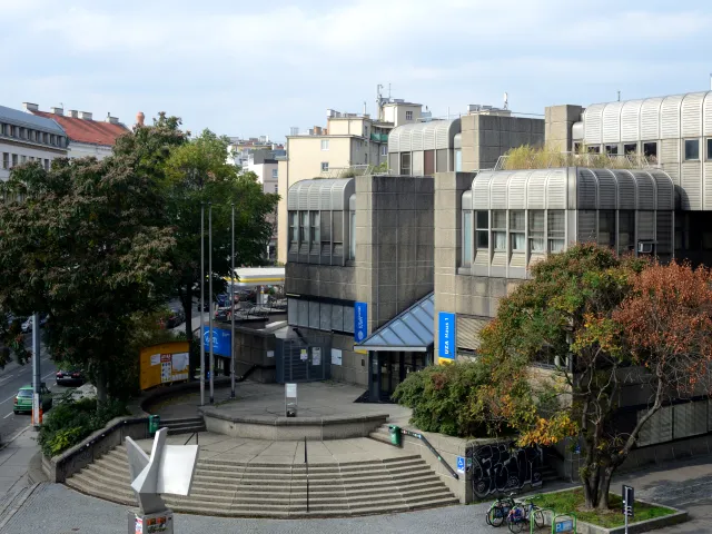 UZA I (Biozentrum), Eingang Althanstraße 14