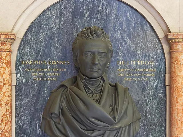 Denkmal für Joseph Johann von Littrow (1781–1840) im Arkadenhof der Universität Wien, gestaltet von Hans Bitterlich, enthüll…