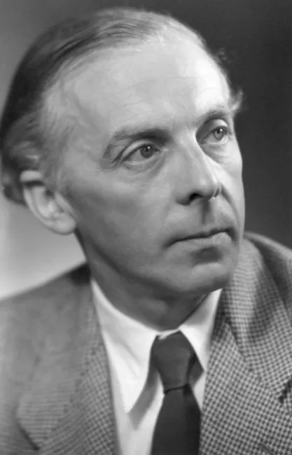Theodor Pütz (1905–1994), Politische Ökonomie