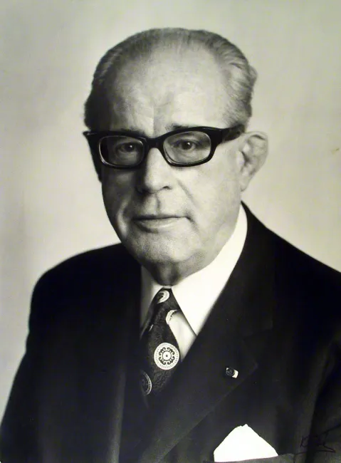 Erich Schenk (1902–1974), Musikwissenschaft