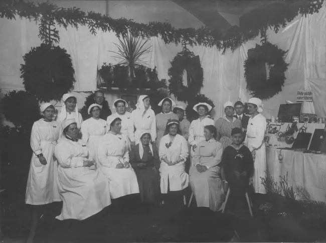 Mitarbeiter*innen des Verwundetenspitals, 1914/15
