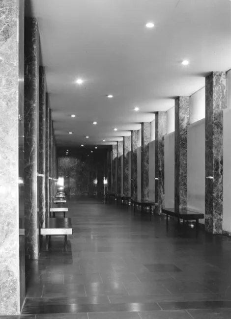 1962 NIG | Neues Institutsgebäude, Gang