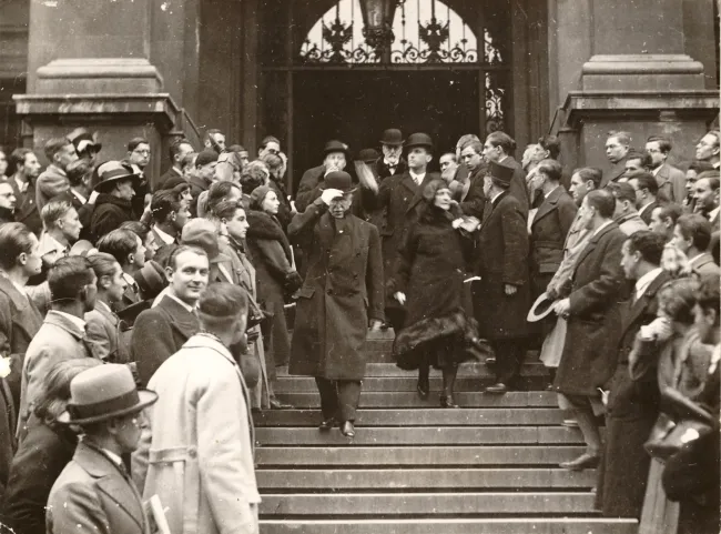 Rektor Rudolf Maresch (1868–1936) nach seiner Inauguration, 1931