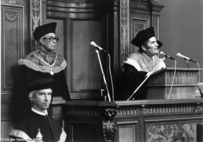 Rektor Winfried Platzgummer und Dekan Karl Lintner bei einer Promotionsfeier