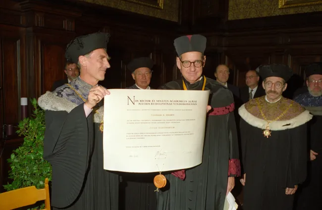 Thomas Hearn Jr. bei der Ernennung zum Ehrenbürger der Universität Wien