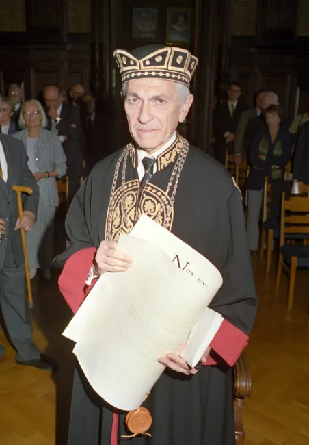 Spyros Troianos bei der Verleihung des Ehrendoktorats, 1999