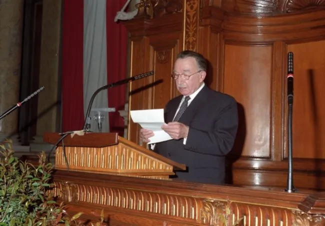 Günther Klinge bei der Verleihung der Ehrenbürgerwürde