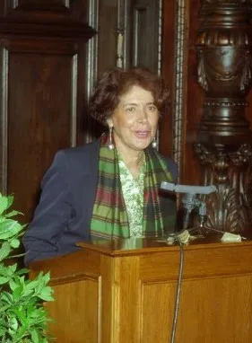 Assia Djebar bei der Verleihung des Ehrendoktorats der Universität Wien