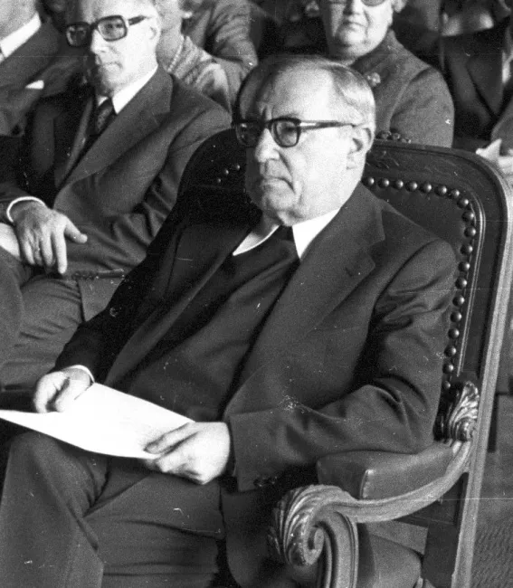 Walter Kornfeld bei einer akademischen Feier