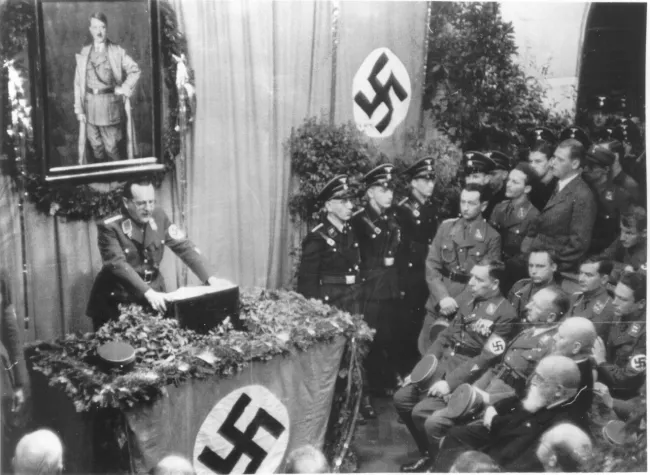 Antrittsvorlesung von Dekan Eduard Pernkopf in SA-Uniform nach Wiedereröffnung der Universität Wien 1938