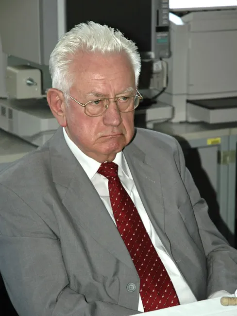 Erich Nezbeda bei der Feier zum 90. Geburtstag von Karl Lintner