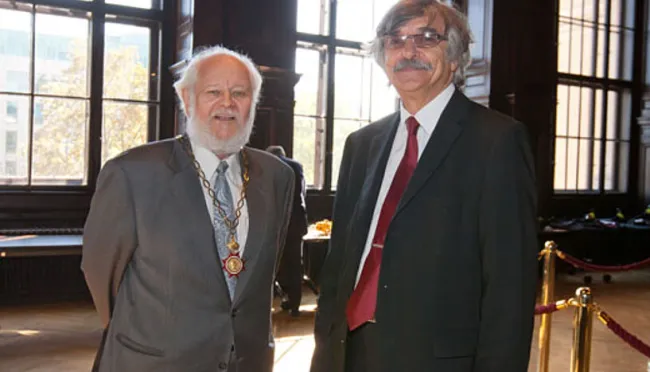 Inauguration des Rektors Heinz Engl: Altrektor Karl Rudolf Wernhart und Karol Mičieta, Rektor der Comenius Universität in Br…