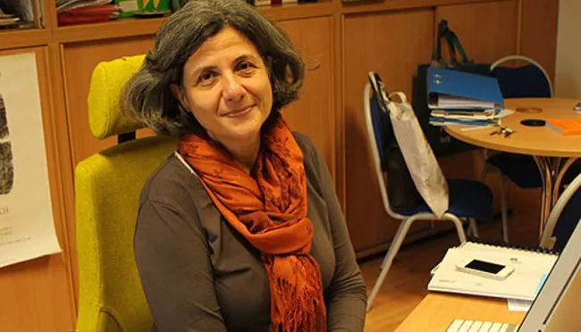 Maria A. Stassinopoulou, Byzantinistik, Neogräzistik