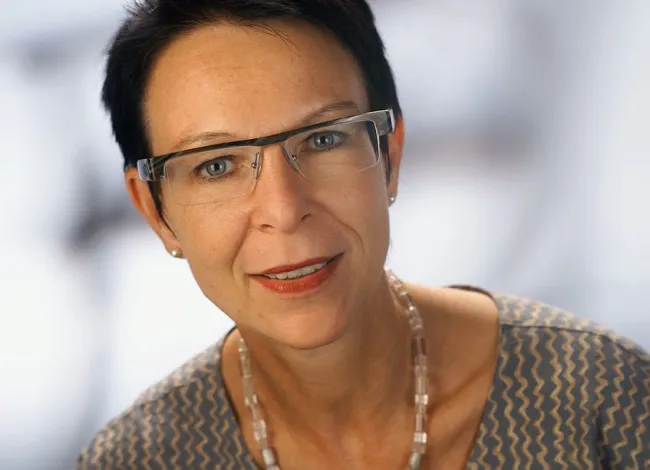 Birgit Sauer, Politikwissenschaft