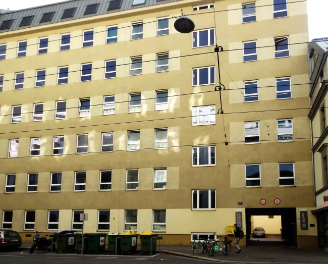 Gebäude der Fakultät für Physik und der Fakultät für Chemie, Währinger Straße 17