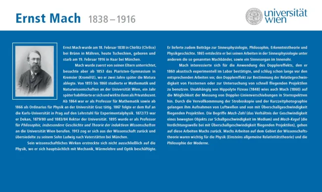 Beschriftung des Ernst Mach-Hörsaales der Fakultät für Physik, 2009