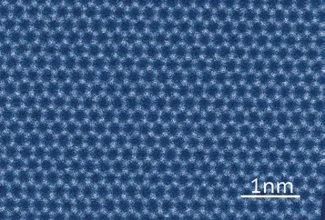 Das Elektronenmikroskop der Universität Wien ermöglicht die atomare Feinstruktur von Materialien aufzuzeigen. Hier die Abbil…