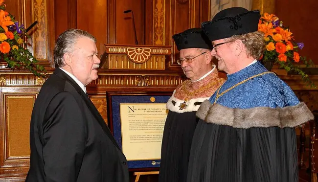 Verleihung des Titels Ehrensenator an Othmar Steinhauser, Großer Festsaal der Universität Wien