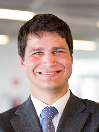 Christian Stummer, Wirtschaftswissenschaften
