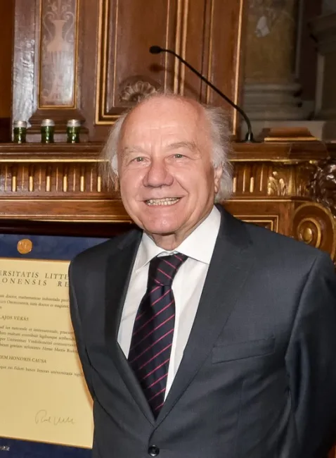 Vékás Lajos, Rechtswissenschaften, bei der Verleihung des Ehrendoktorats der Universität Wien