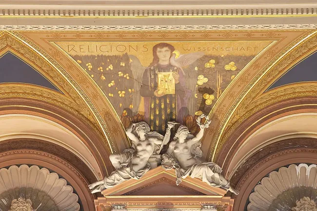 Zwickelbild „Religionswissenschaft“, Detailansicht des Deckengemäldes im großen Festsaal im Hauptgebäude der Universität Wien