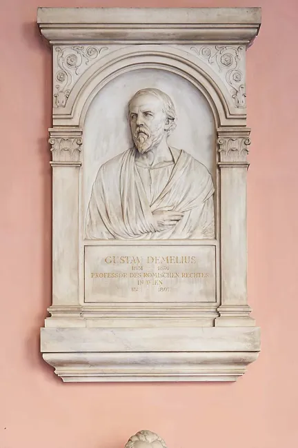 Denkmal für Gustav Demelius (1831–1891) im Arkadenhof der Universität Wien, gestaltet von Wilhelm Seib, enthüllt 1897