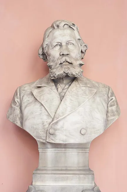 Denkmal (Büste) für Heinrich Siegel im Arkadenhof der Universität Wien, gestaltet von Melanie Horsetzky von Hornthal, enthül…