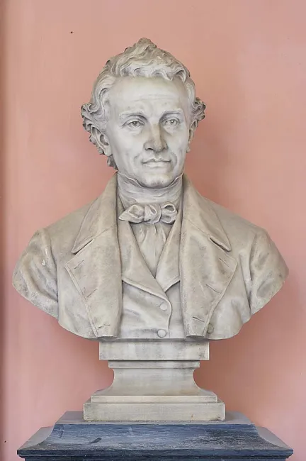 Denkmal für Stephan Ladislaus Endlicher (1804–1849) im Arkadenhof der Universität Wien, gestaltet von Johann Kalmsteiner, en…