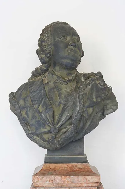 Denkmal für Gerard van Swieten im Arkadenhof der Universität Wien, gestaltet von Franz Xaver Messerschmidt