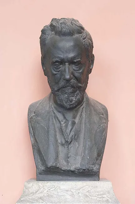 Denkmal für Rudolf Wegscheider (1859–1935) im Arkadenhof der Universität Wien, gestaltet von Heinrich Zita