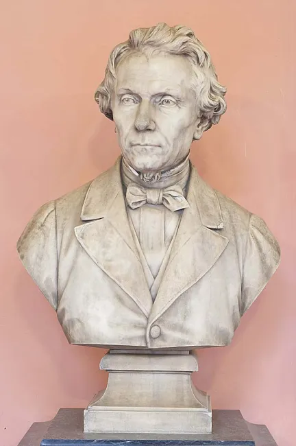 Denkmal für Franz Schuh (1804–1865) im Arkadenhof der Universität Wien, gestaltet von Josef Beyer, enthüllt 1889