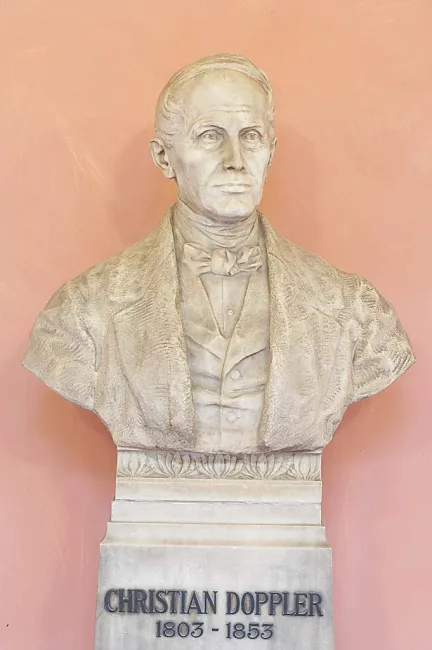Denkmal für Christian Doppler (1803–1853) im Arkadenhof der Universität Wien, gestaltet von Georg Leisek, enthüllt 1901